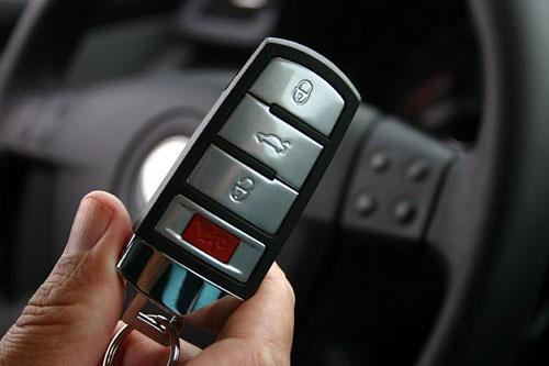 配汽車鑰匙和遙控器多少錢